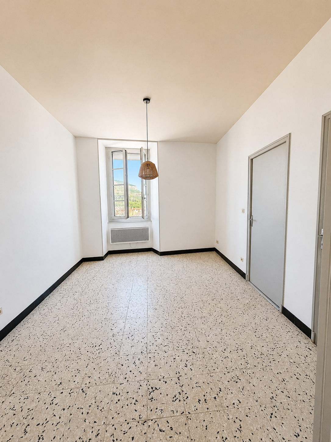  Appartement T2 en centre-ville