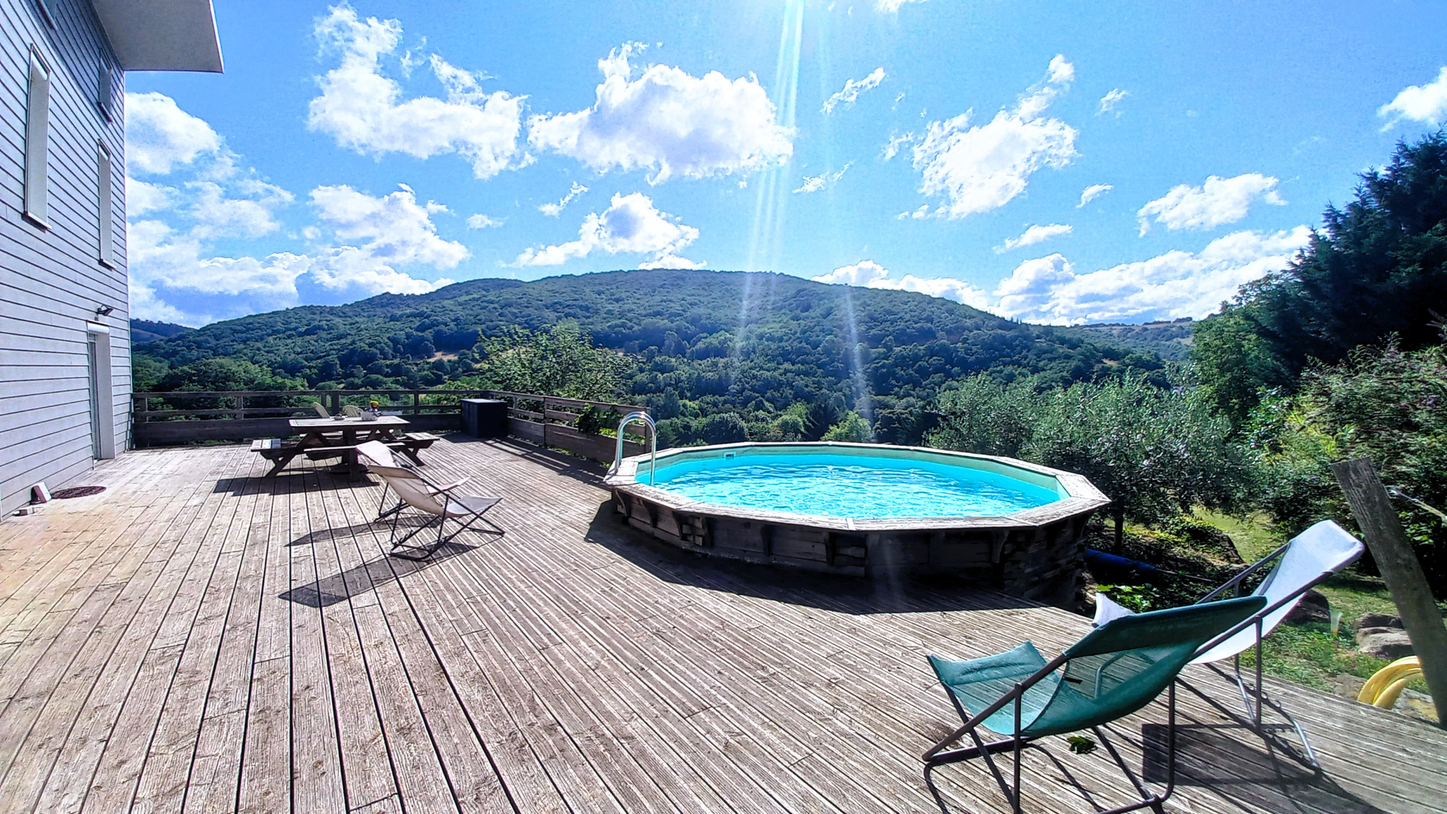 Maison 2012 BBC 158 m2 avec terrasse 90 m2 sur 7770 m2 terrain