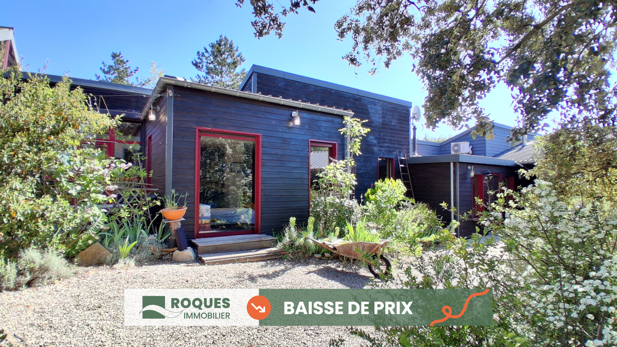 Maison T7 avec jardin, piscine et dépendances